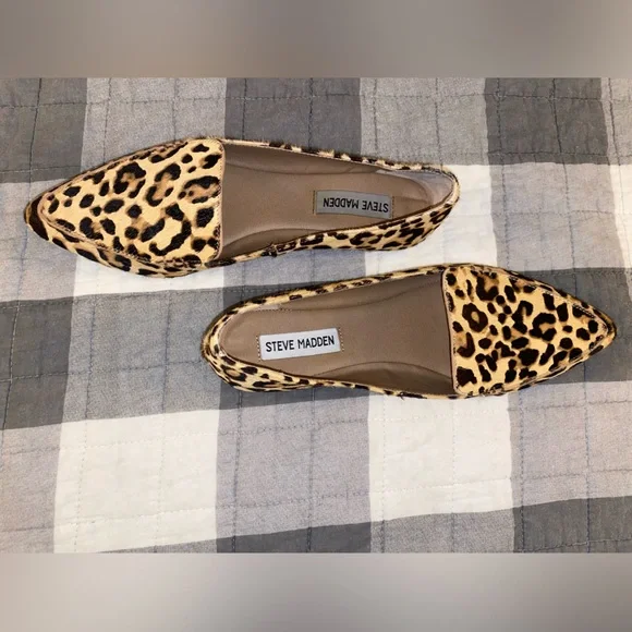 NWOT STEVE MADDEN Feather Leopard Loafer Calf Hair Flat - Picture 4 of 6